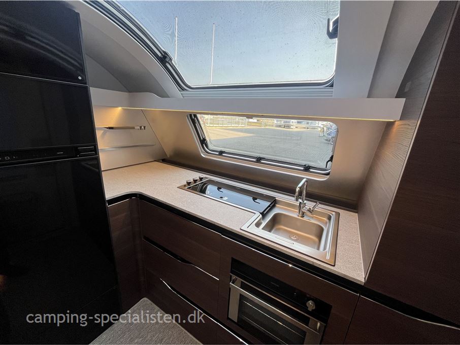 Adria Alpina 663 HT